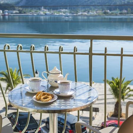 Tourist Boutique Hotel Аргостолион Экстерьер фото