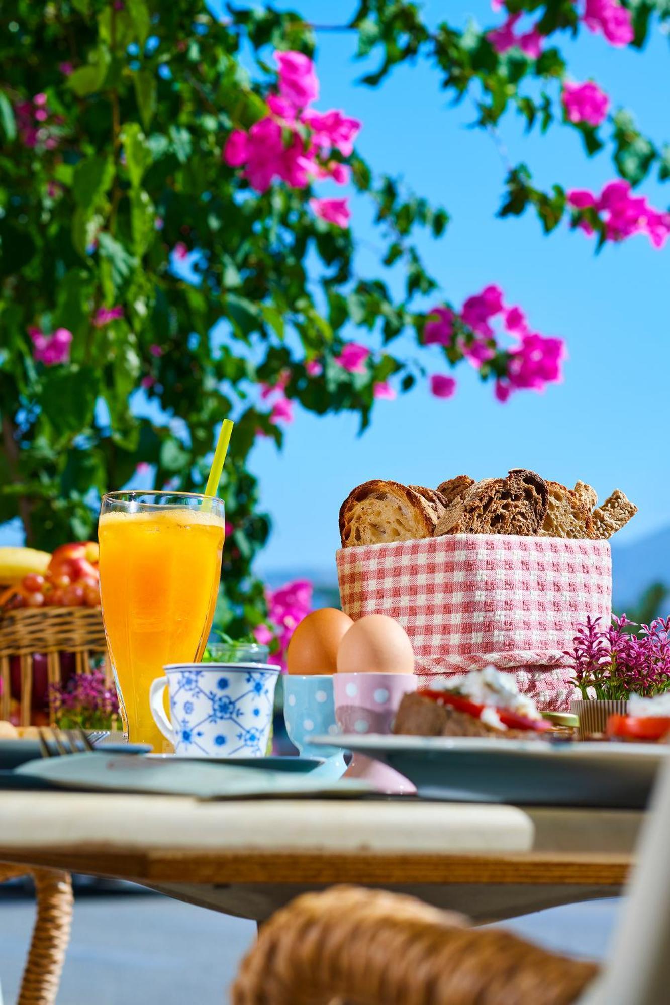 Tourist Boutique Hotel Аргостолион Экстерьер фото