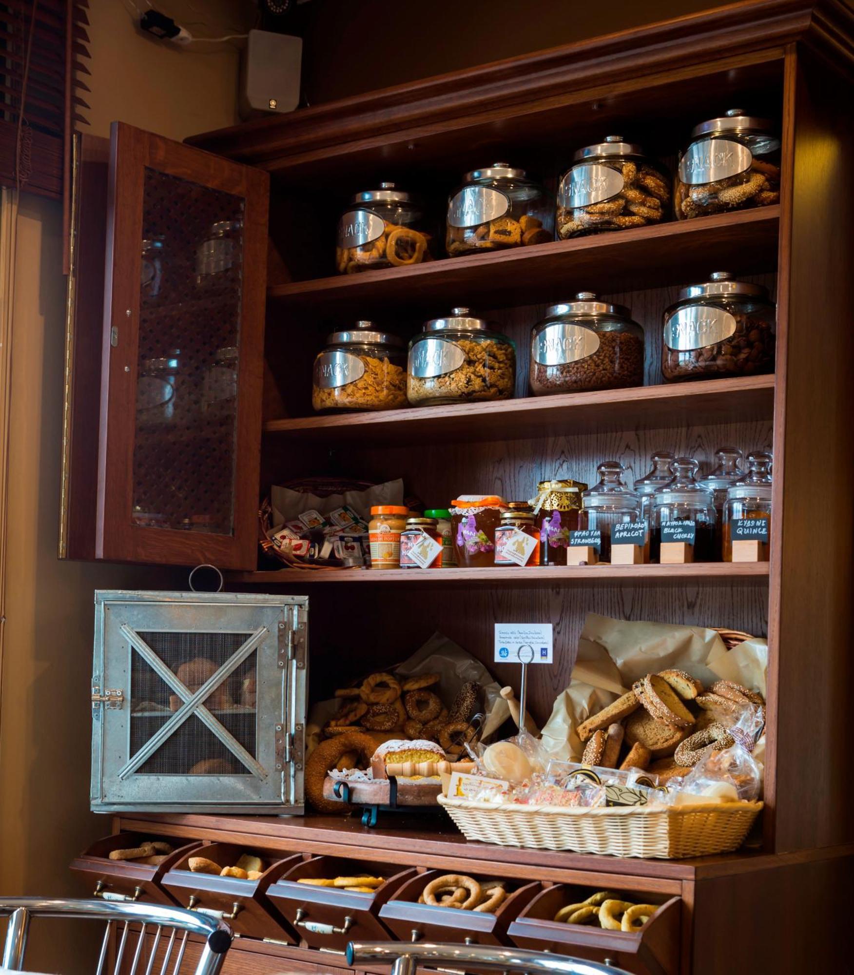Tourist Boutique Hotel Аргостолион Экстерьер фото